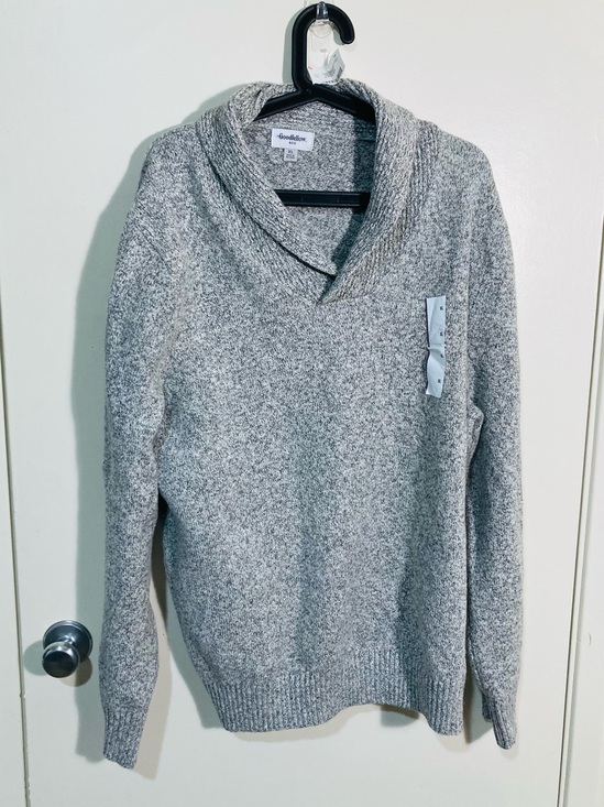 Goodfellow & Co Other - NWT Goodfellow & Co size XL Gray Shawl-Collar V-Neck Sweater